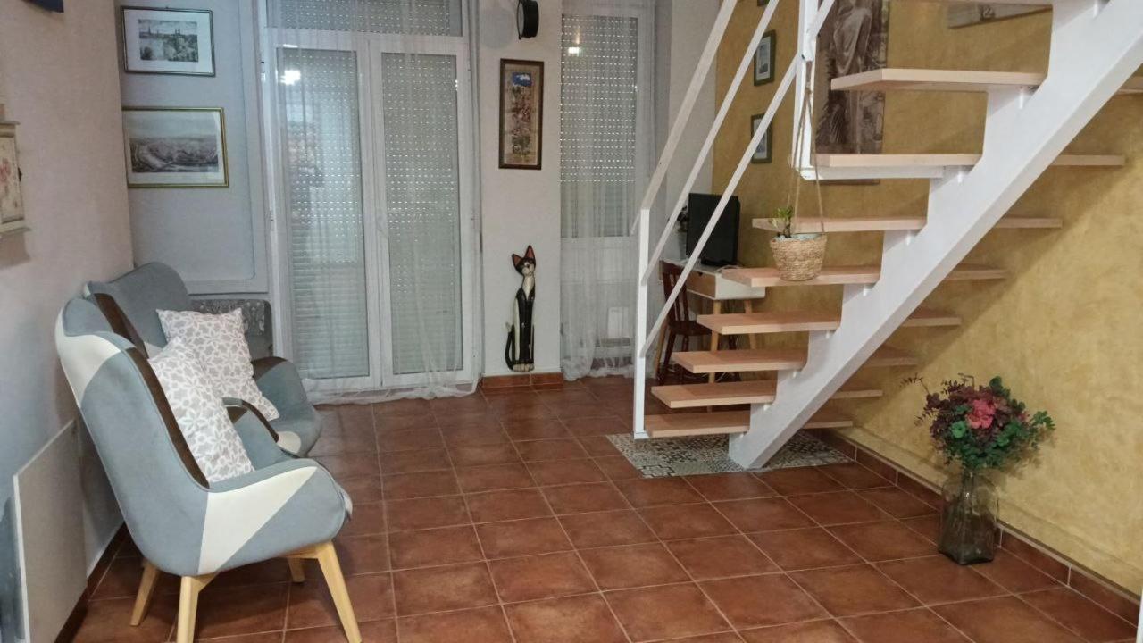 Loft In Ehemaligem Fischer Haus Apartment Valencia Exterior photo